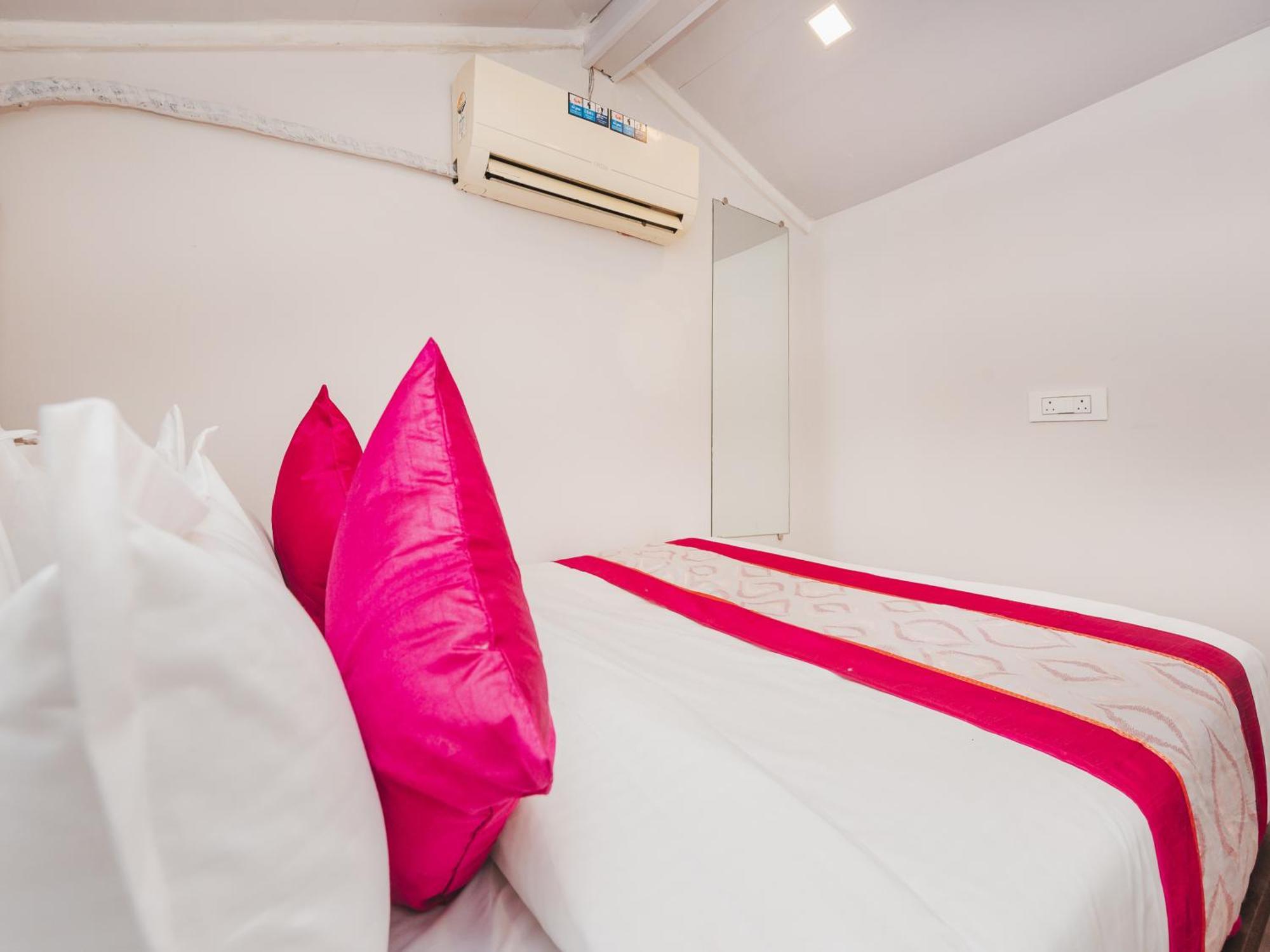New Dormitory Afra มุมไบ ภายนอก รูปภาพ
