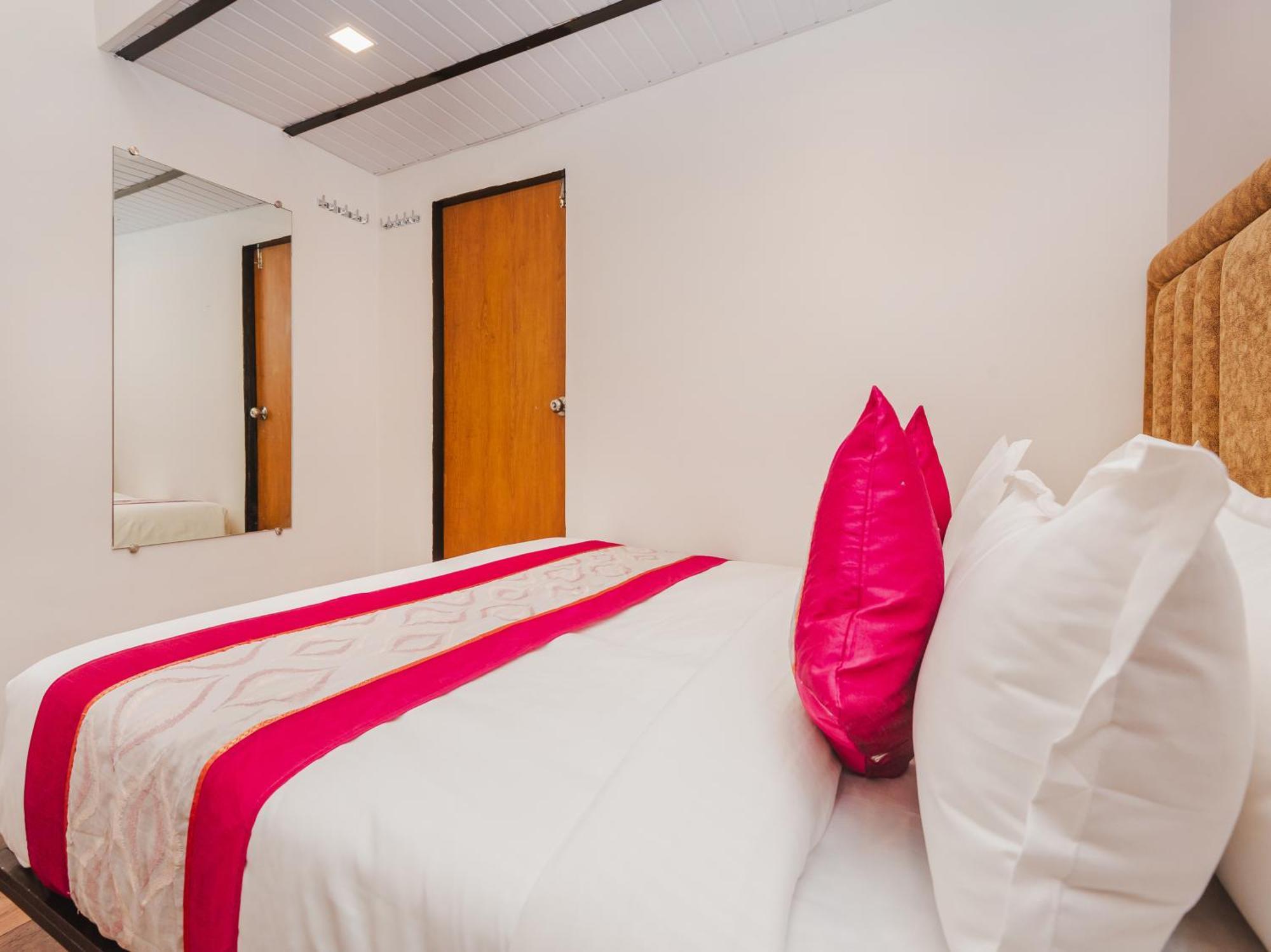 New Dormitory Afra มุมไบ ภายนอก รูปภาพ