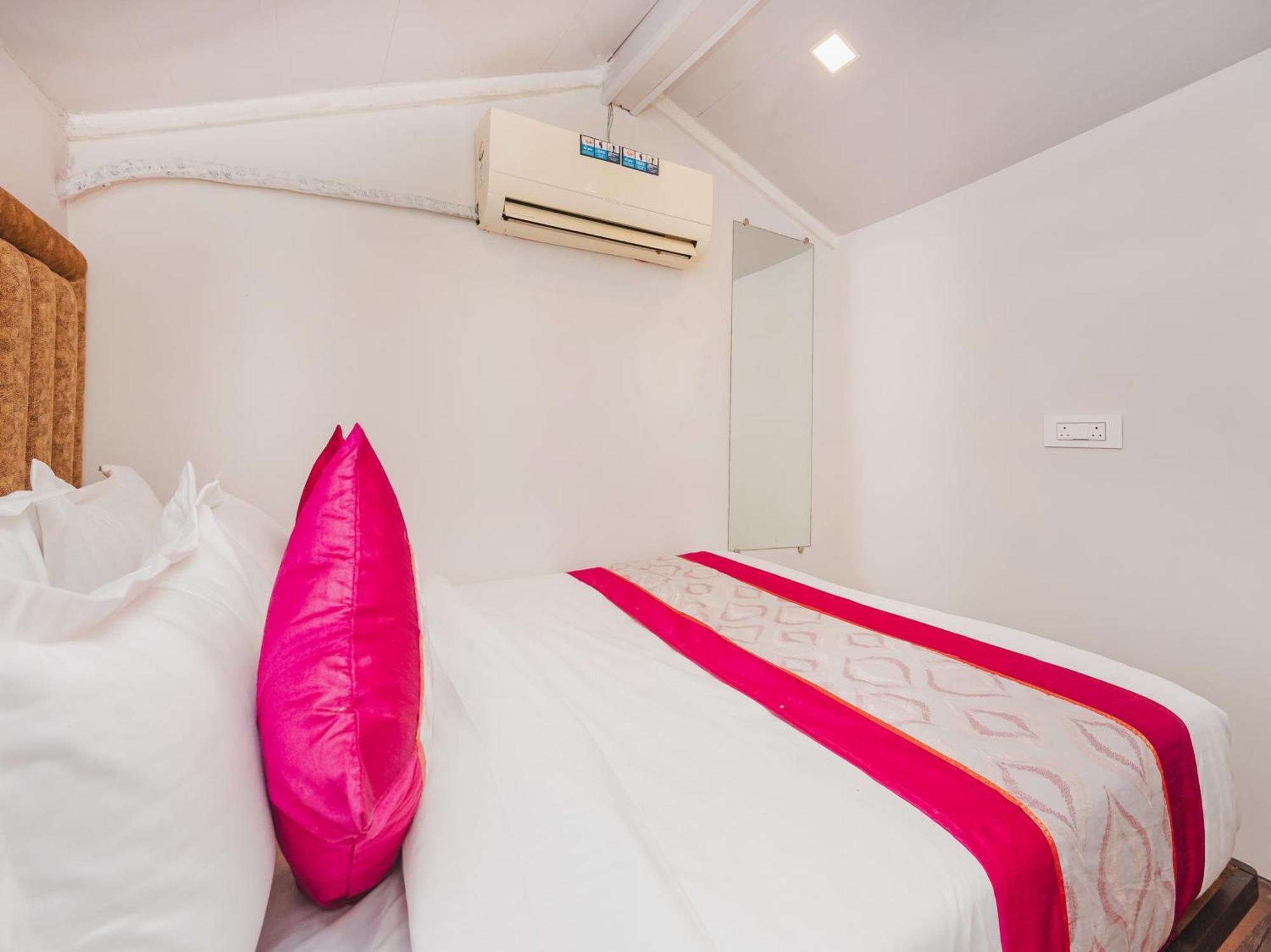 New Dormitory Afra มุมไบ ภายนอก รูปภาพ