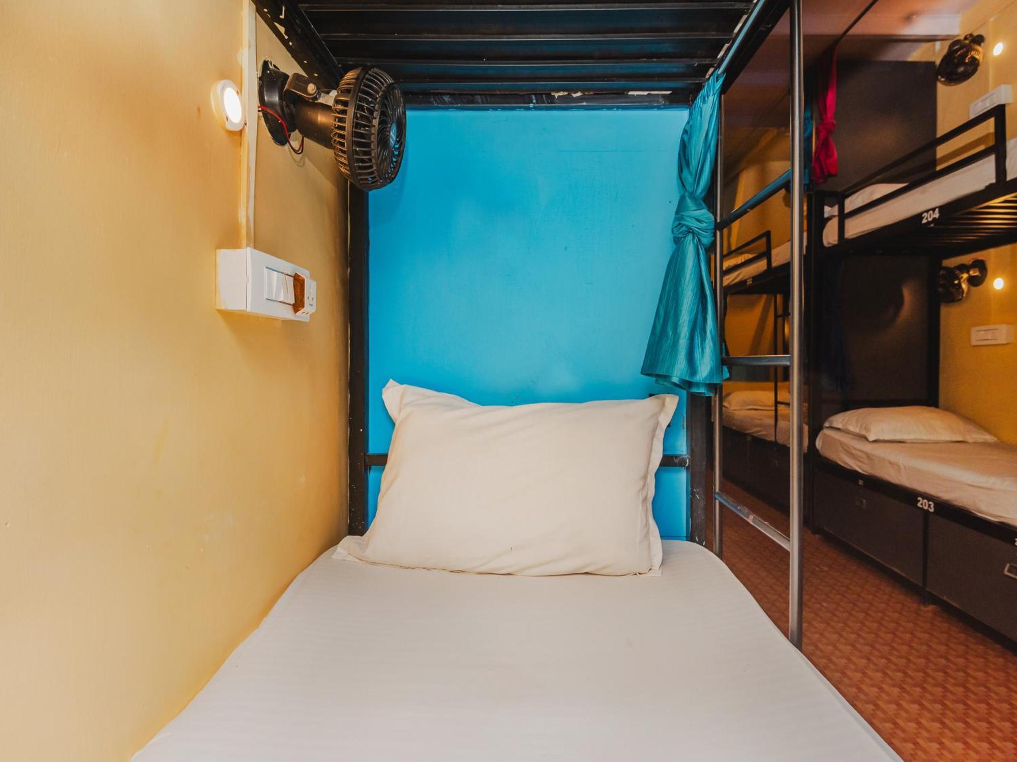 New Dormitory Afra มุมไบ ภายนอก รูปภาพ